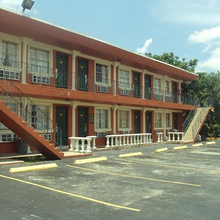 Hialeah Executive Motel Miami Springs Exterior foto